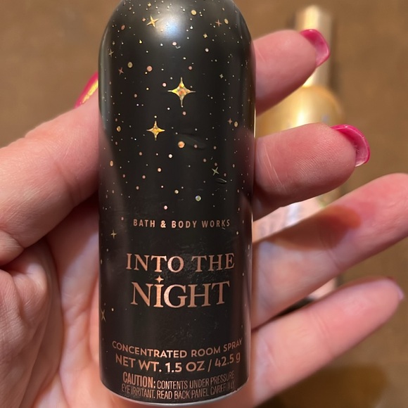 NWT 2 Bath & Body Works Concentrated Room Sprays - Picture 2 of 7